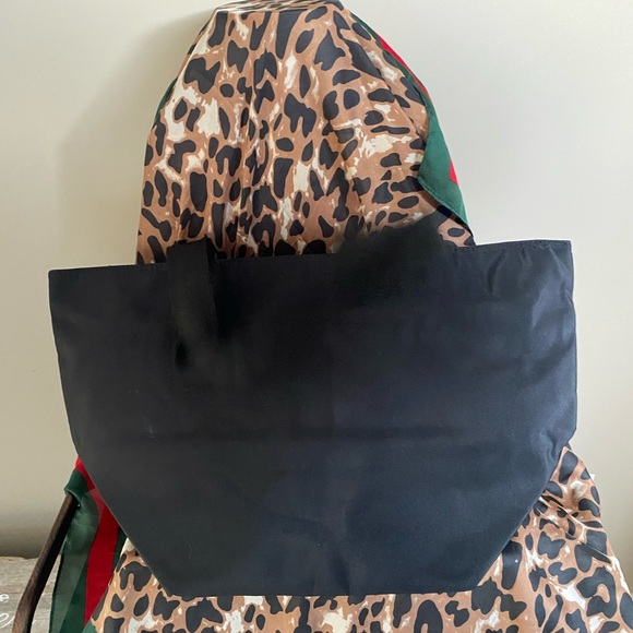 Bloomingdales Black Tote - Picture 4 of 4